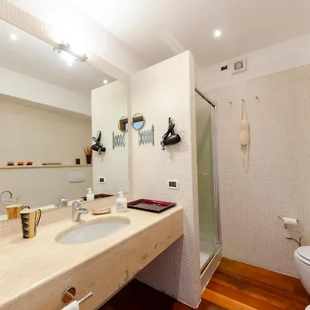 Joivy Inviting Flat With Garden And Sea View In Appartamento