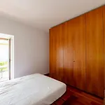 Joivy Inviting Flat With Garden And Sea View In דירה ראפאלו