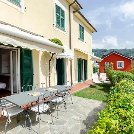 Apartman Joivy Inviting Flat With Garden And Sea View In