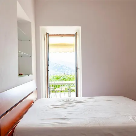 アパート Joivy Inviting Flat With Garden And Sea View In