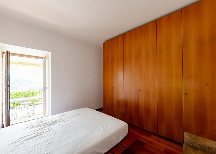 Joivy Inviting Flat With Garden And Sea View In Lejlighed Rapallo
